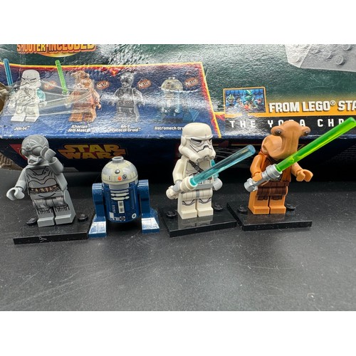 413 - Lego Star Wars 75051 with box , instructions + mini figures -