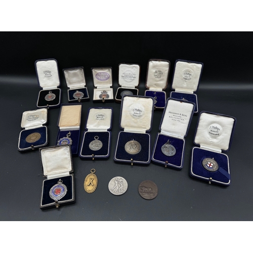 140 - 16 x Early 20th Century Medals Football, Boxing, Military, Cricket + others in original medalist cas... 