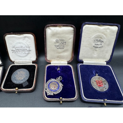 140 - 16 x Early 20th Century Medals Football, Boxing, Military, Cricket + others in original medalist cas... 