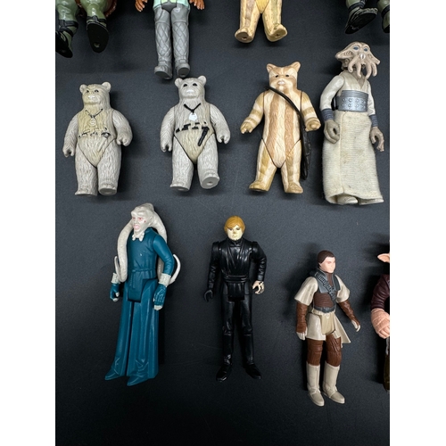 486 - 19 x 1983 Kenner Star Wars Action Figures