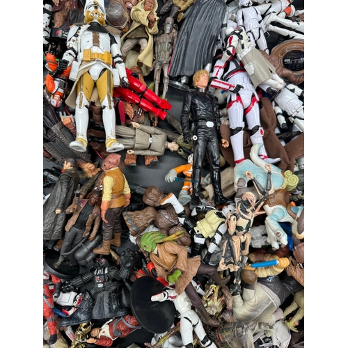 499 - 100+ Star Wars Action figures / accessories from the last 20 years