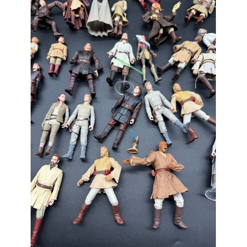 496 - Quantity of Jedi Star Wars Action Figures from the last 20 years