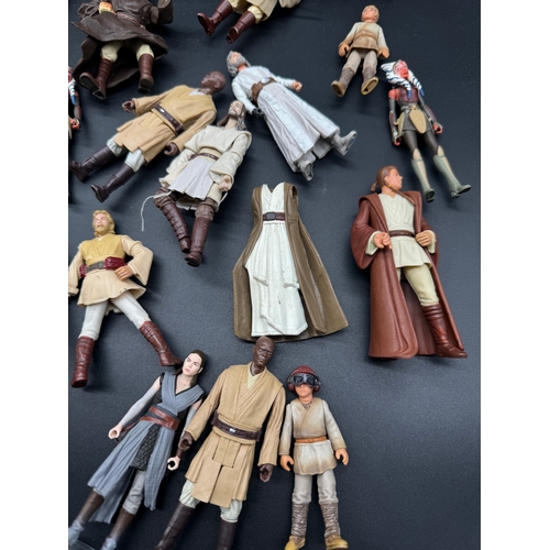 496 - Quantity of Jedi Star Wars Action Figures from the last 20 years