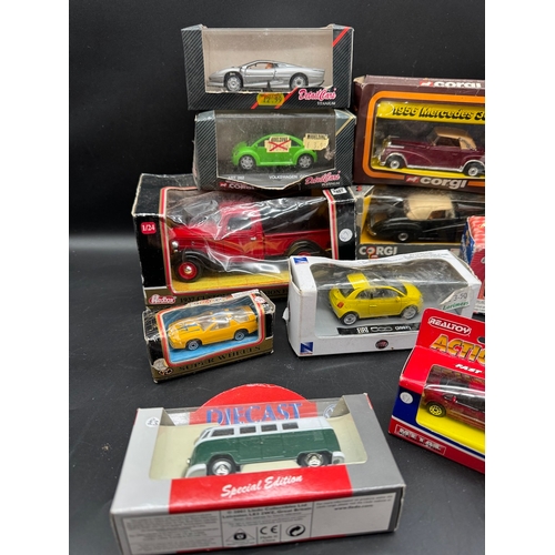 167 - A collection of Corgi + other diecast model cars / vehicles all boxed