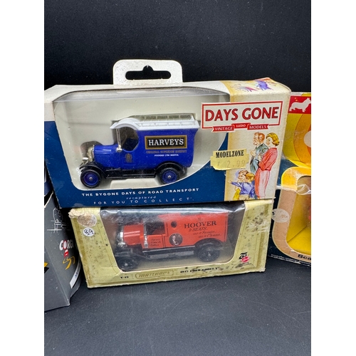 168 - A collection of Corgi Original Omnibus, Corgi Classics / Super, Matchbox, Days Gone + other busses /... 