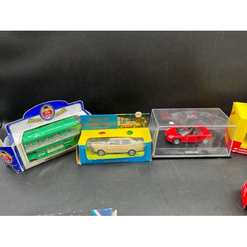 172 - A collection of Solido, Corgi, Minimod, Onyx + other model cars, buses & vehicles all boxed / cased