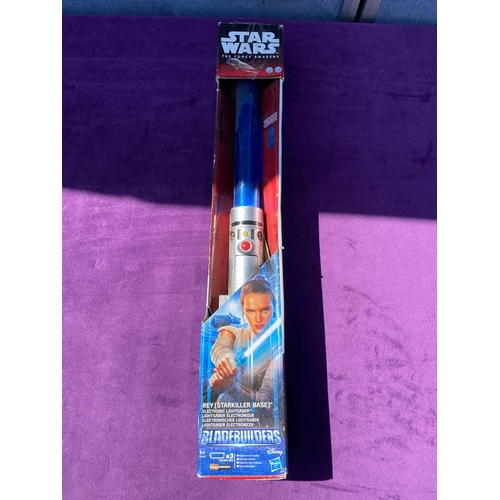 516 - Four Star Wars Lightsabers including boxed Episode 1 Oui-Gon Jinn Lightsaber