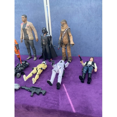 533 - A collection of Star Wars Action Figures