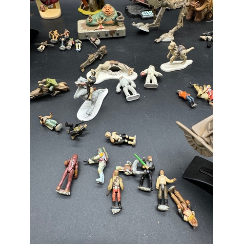 559 - A collection of Star Wars Action Fleet Models & figures