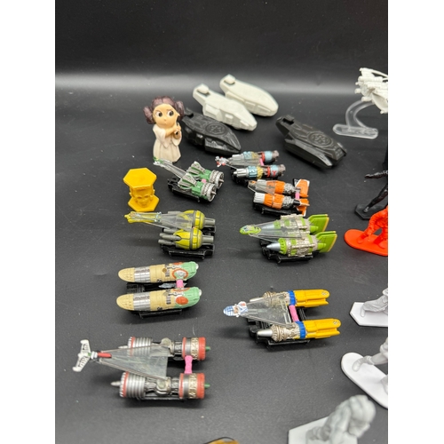 561 - Hasbro Star Wars Command Army Figures