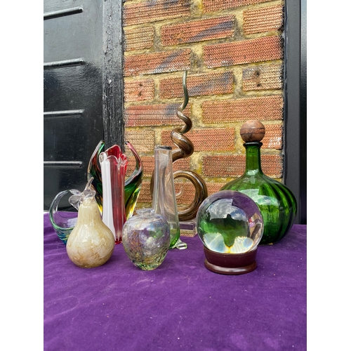 136 - Interesting coloured glass vases and glass pear/ball