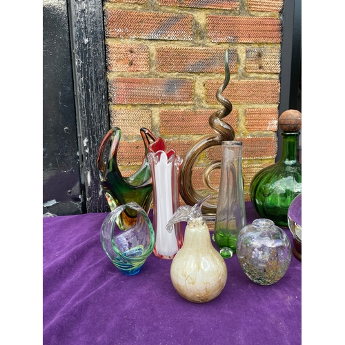 136 - Interesting coloured glass vases and glass pear/ball