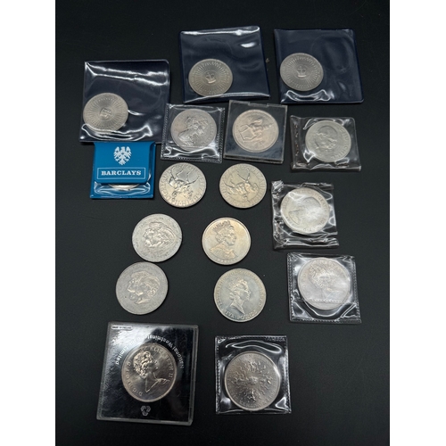 21 - Quantity of British QE2 Commemorative Coins