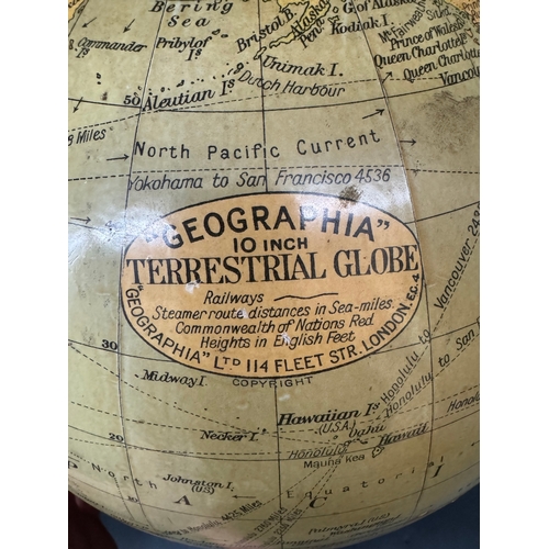 53 - 1950's Geographia 10