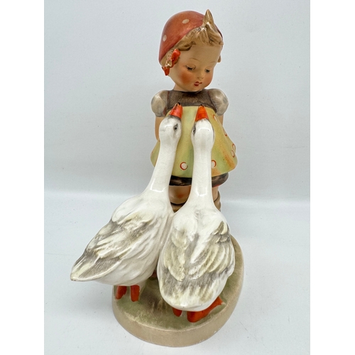 63 - Large Goebel Hummel Figurine Mother Goose 47/2 - 7