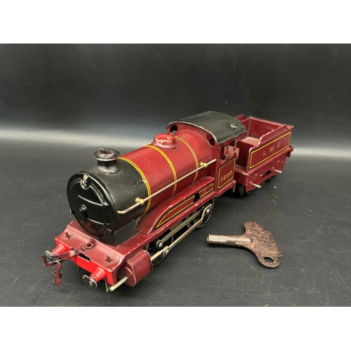 266 - Hornby Series Clockwork 5600 Type 501 with LMS Tender