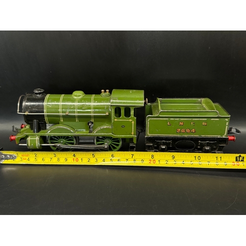 267 - Hornby Series O Gauge No.1 Special Clockwork 0-4-0 LNER 2694 Locomotive with LNER 2694 Tender