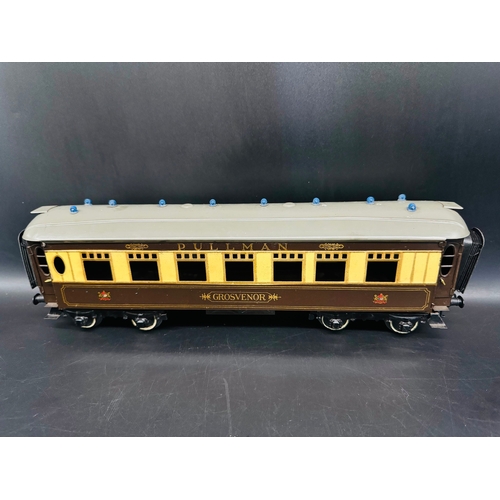 270 - Two Hornby 0 Gauge Pullman Coaches 