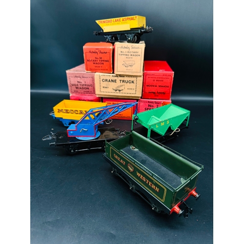 272 - 8 Boxed Hornby Series O Gauge Wagons, Crane Truck, No2 Special Tender, Tipping Wagons & Banana Van