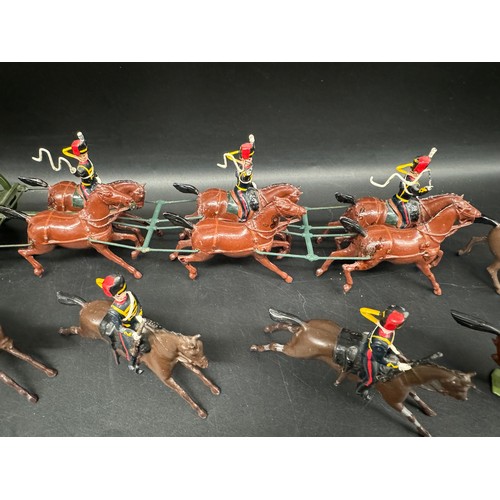 281 - Britains Hollow cast Royal Horse Artillery Set 39 with cannon