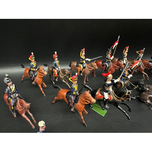 284 - Britains Hollow cast Mounted 4th Hussars / Mounted officers + Royal Marines