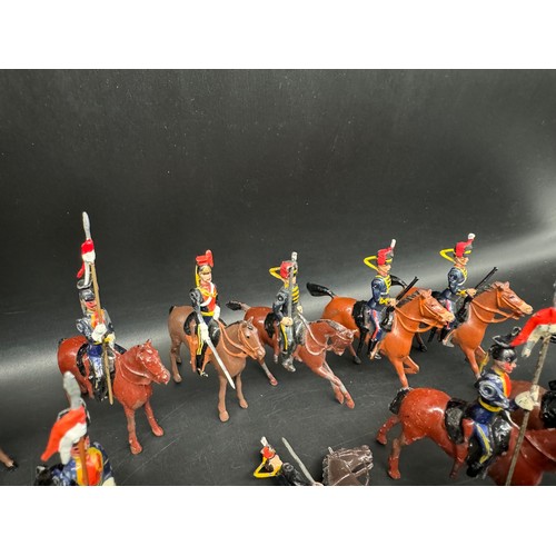 284 - Britains Hollow cast Mounted 4th Hussars / Mounted officers + Royal Marines