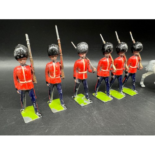 287 - Britains Hollow cast Coldstream Guards + mounted officer & drummer