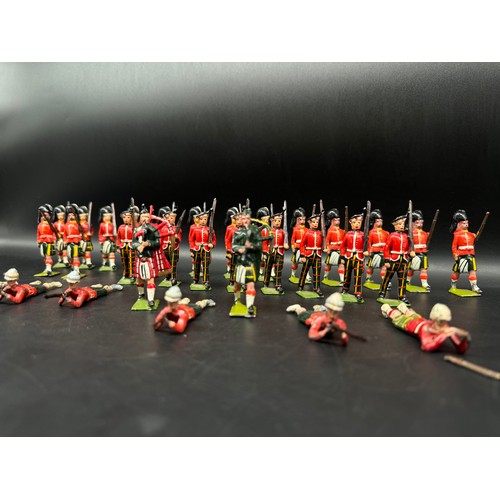 290 - Britains Hollow cast Gordons Highlanders Regiment - Multiple sets including set 77