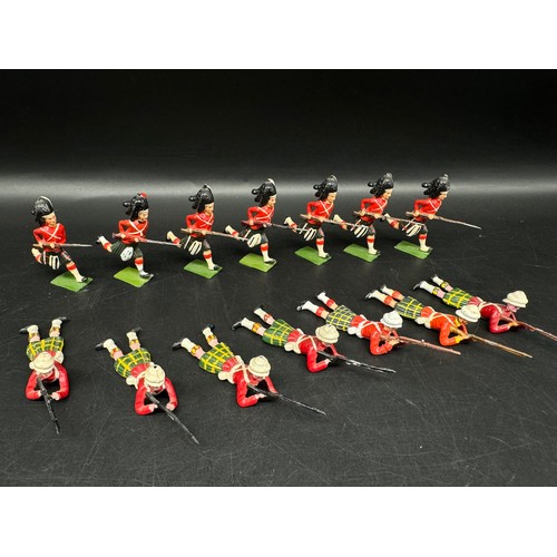 290 - Britains Hollow cast Gordons Highlanders Regiment - Multiple sets including set 77