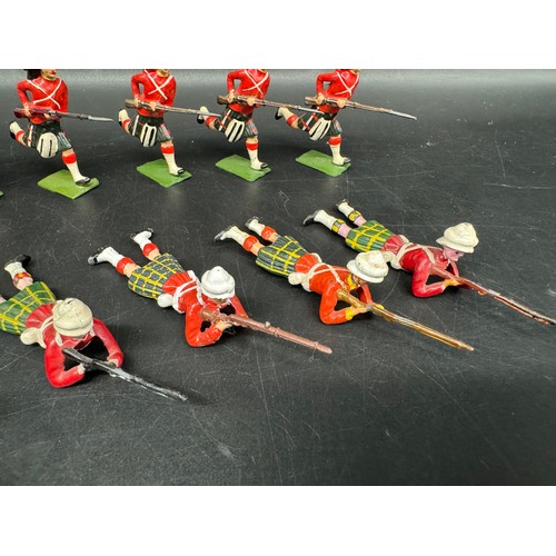 290 - Britains Hollow cast Gordons Highlanders Regiment - Multiple sets including set 77