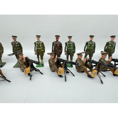 300 - Collection of Britains Hollow cast WW1 Infantry, Machine Gunners & Officers