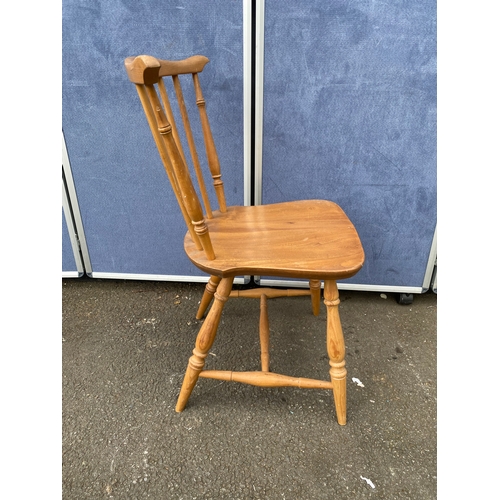 197 - Single Mid century Ercol chair.

Dimensions - 16