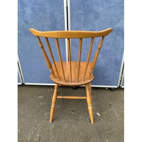 197 - Single Mid century Ercol chair.

Dimensions - 16