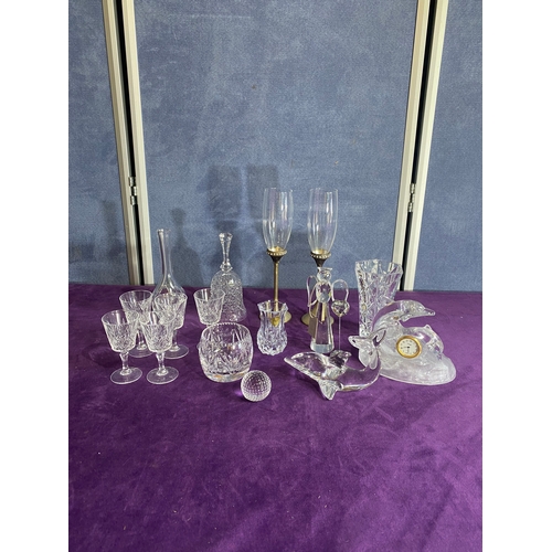 231 - A miscellaneous lot of crystal collectables.