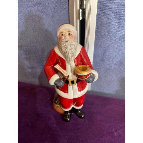 243 - Villeroy & Boch ceramic christmas collectables.