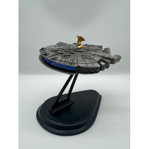 575 - Star Wars Millennium Falcon Pewter Model on Stand produced by Franklin Mint. The stand is marked to ... 