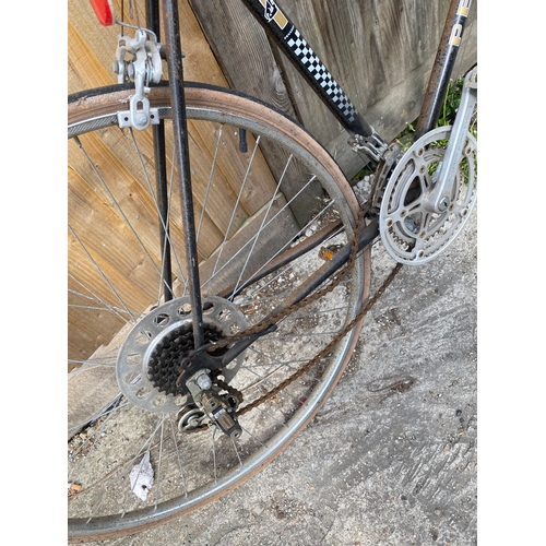 439 - Two vintage Peugeot Road bikes