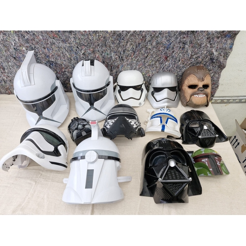 583 - A collection of Star wars masks