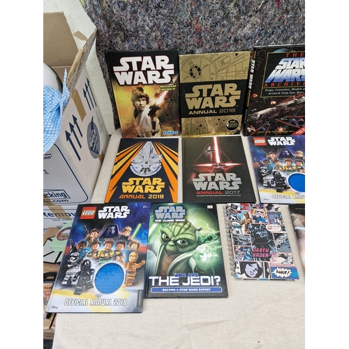 595 - Large collection of miscellaneous star wars books.