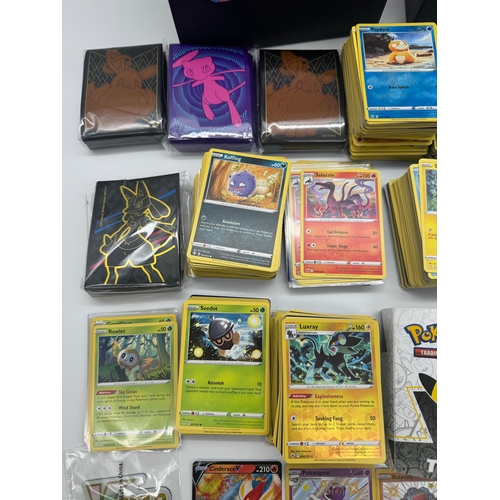 120A - Pokemon TCG: Quantity of various Sword & Shield V Shiny, non holo, holo and reverse holo cards mainl... 