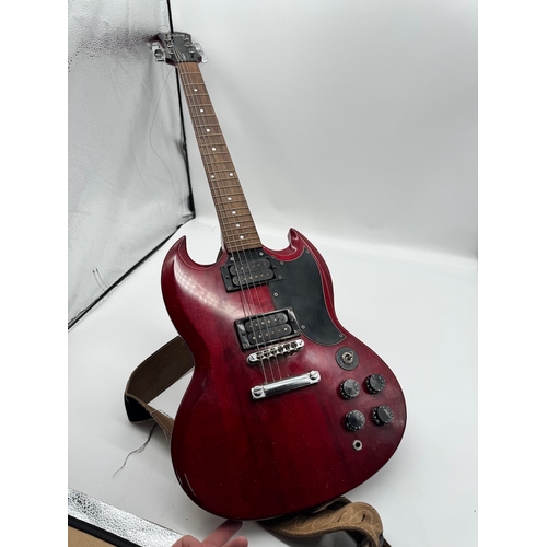 28 - Epiphone SG Standard '61, Vintage Cherry Electric Guitar
