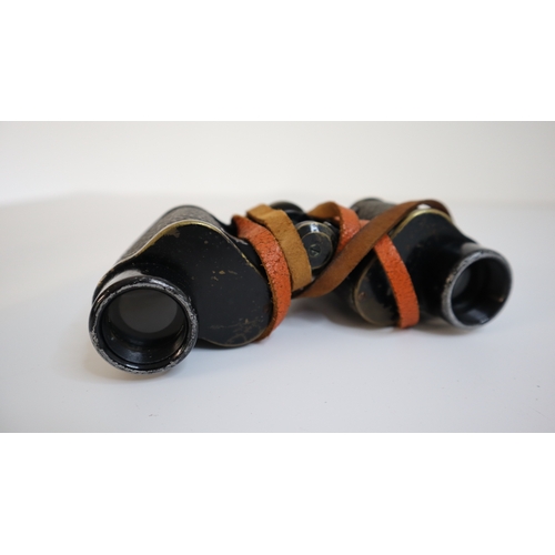 84 - 3 sets of vintage Binoculars + Monocular Scope  - Dialyt 10 x 40 B, French Fournier Metropax 8 x 28 ... 