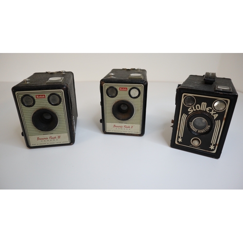 89 - Two Kodak Brownie Flash III Camera + Slomexa Box Camera