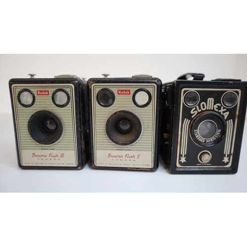 89 - Two Kodak Brownie Flash III Camera + Slomexa Box Camera