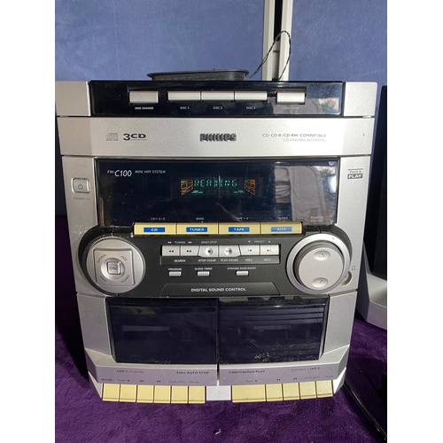 127 - Phillips model FW-C100/22 CD and tape player with speaker