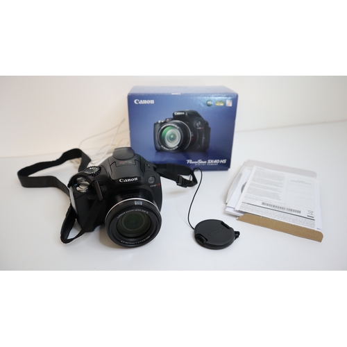 227 - Canon Powershot SX40 HS Digital Camera