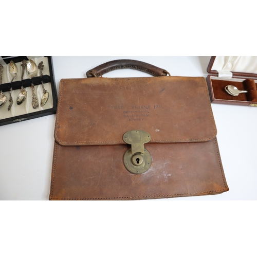 5 - Lot of various vintage collectables including cow-bell, leather satchel Fell & Briant Ltd Beddington... 