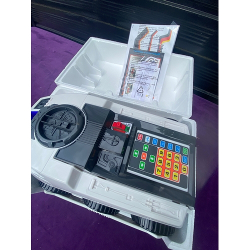 93 - Retro Bigtrak electric programmable electronic vehicle