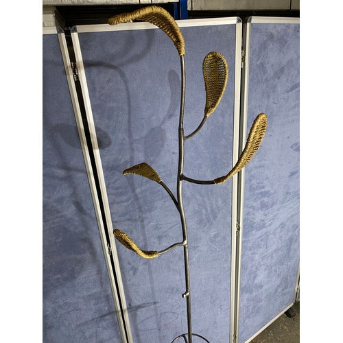 212 - Interesting 6 ft metal hat/Coat stand