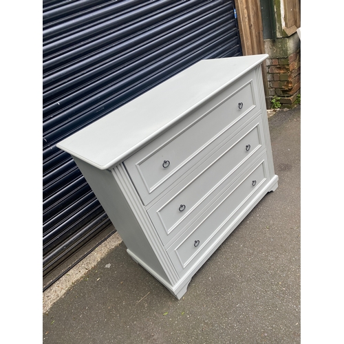 251 - Modern Three drawer chest of drawers.